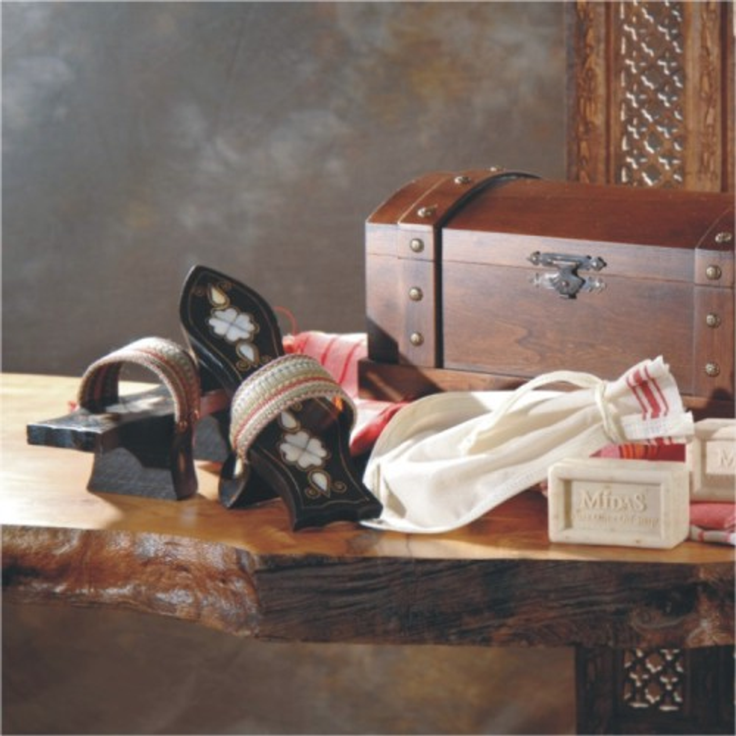 Hürrem Sultan Nalın (Takunya) Seti