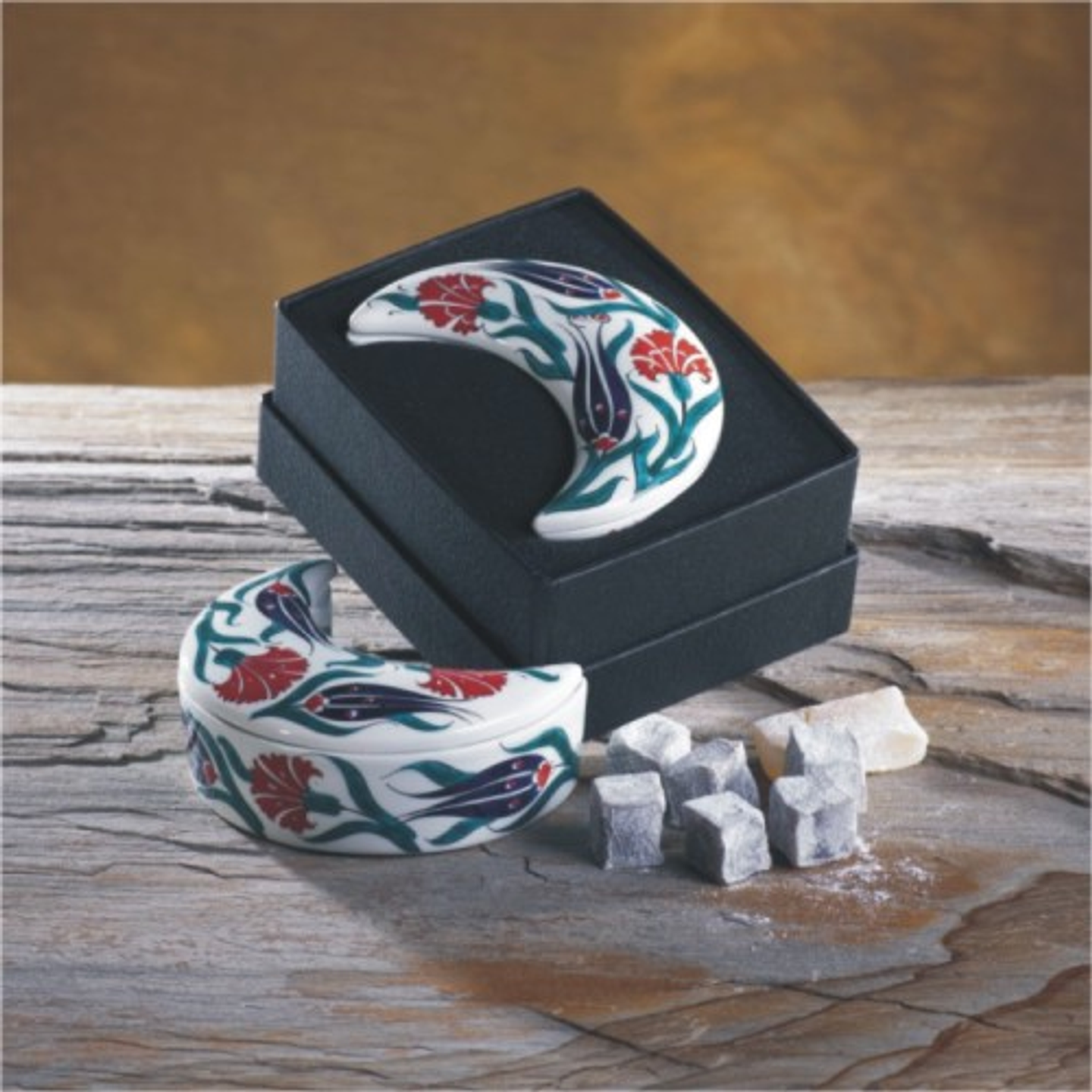 Hilale Çini Lokumluk